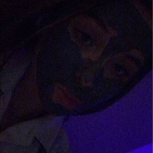 Meet your Posher, Amelia